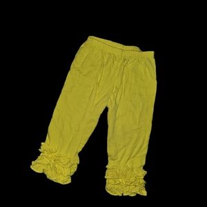 Ruffled legging capris